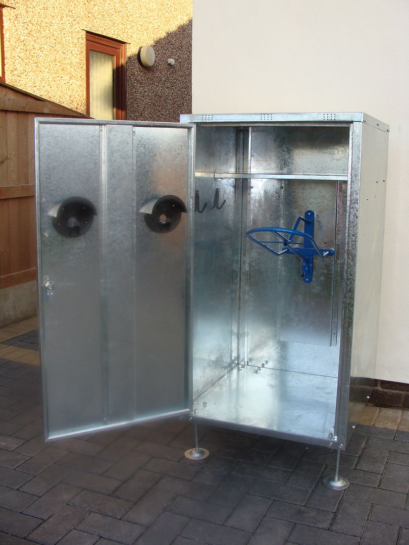 HORSE SADDLE TACK BOX STABLE TRAILER STORAGE LOCKER GALVANISED